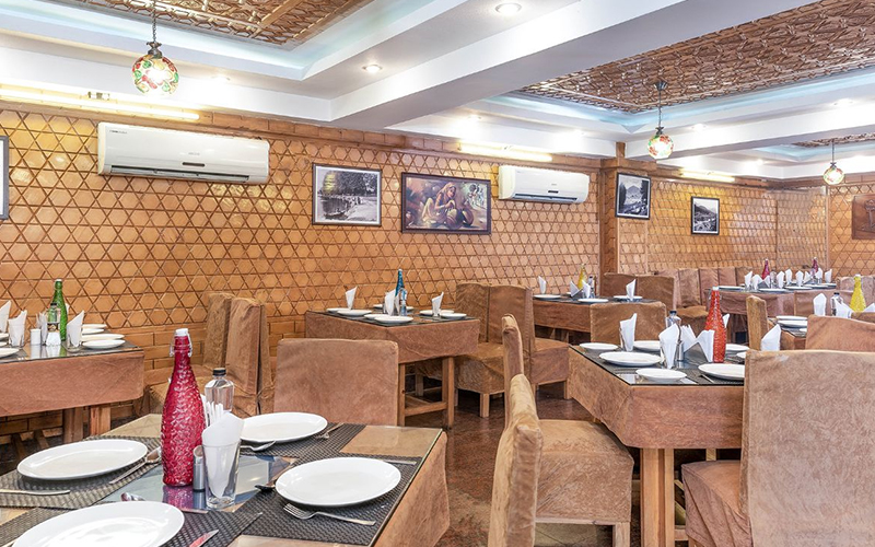 Hotel Regal Palace Srinagar – Restaurant