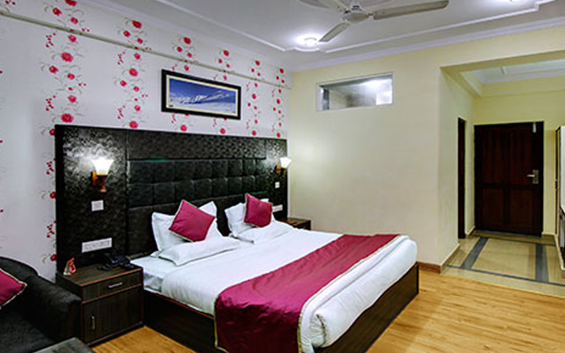 Hotel The Grand Mamta Srinagar – Dining Area