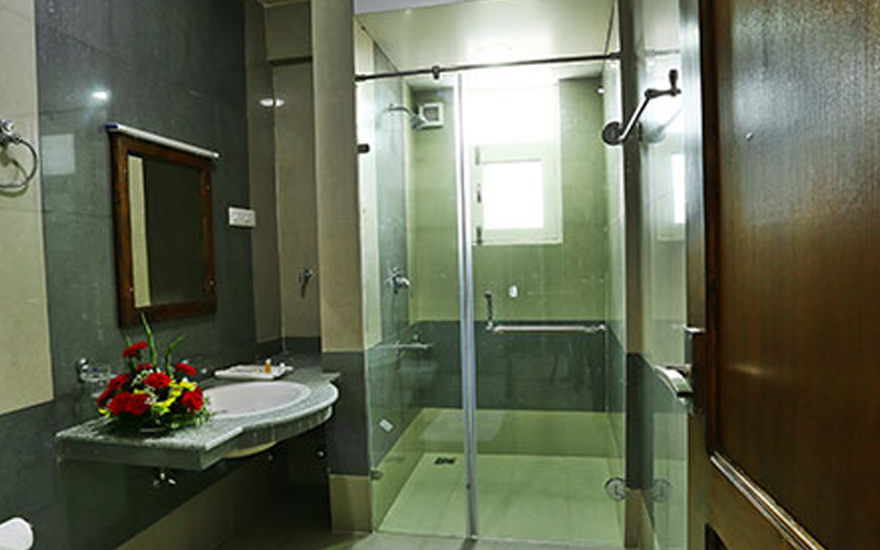 Hotel The Grand Mamta Srinagar – Room Interior