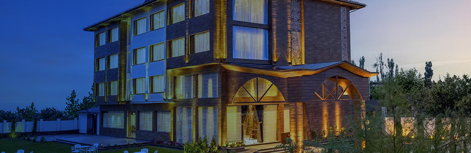WelcomHeritage Grand Srinagar