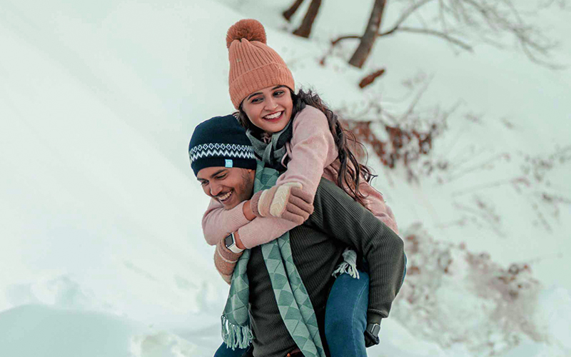 Romantic Kashmir honeymoon image 1